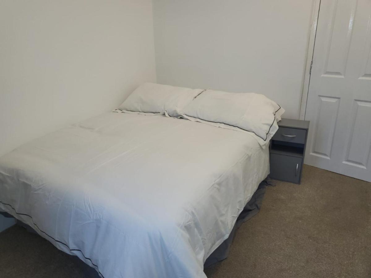 Affordable Rooms In Gillingham Gillingham  Extérieur photo